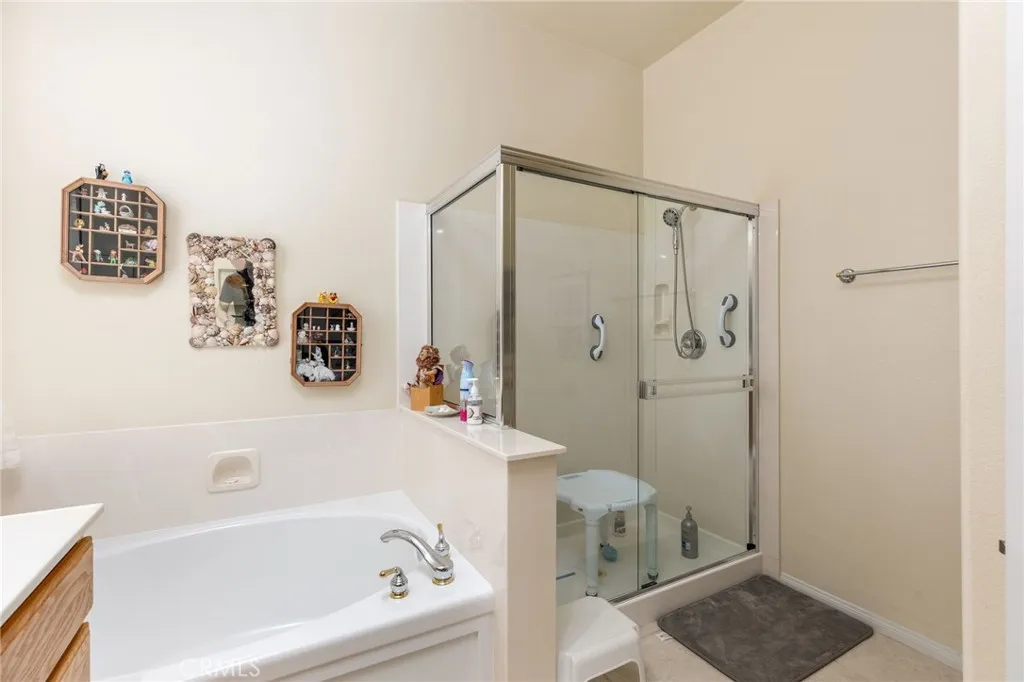 1742 Litchfield Drive, Banning, California 92220 home-pic-13