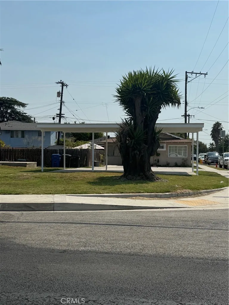 13108 Brock Avenue, Paramount, California 90723 home-pic-3