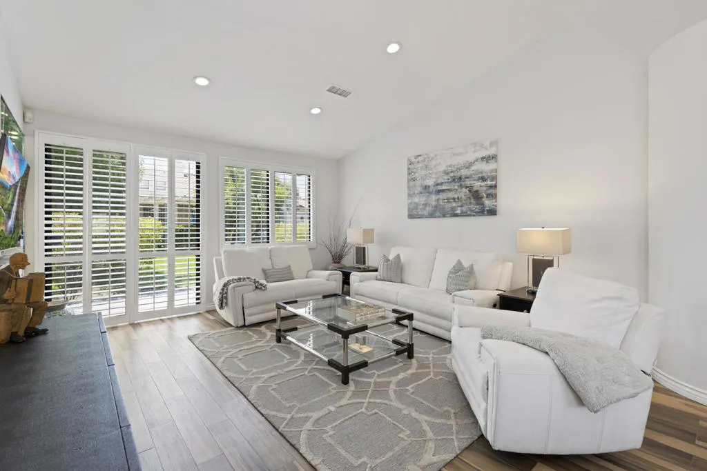 105 Brandigo Circle, Palm Desert, California 92211 home-pic-0