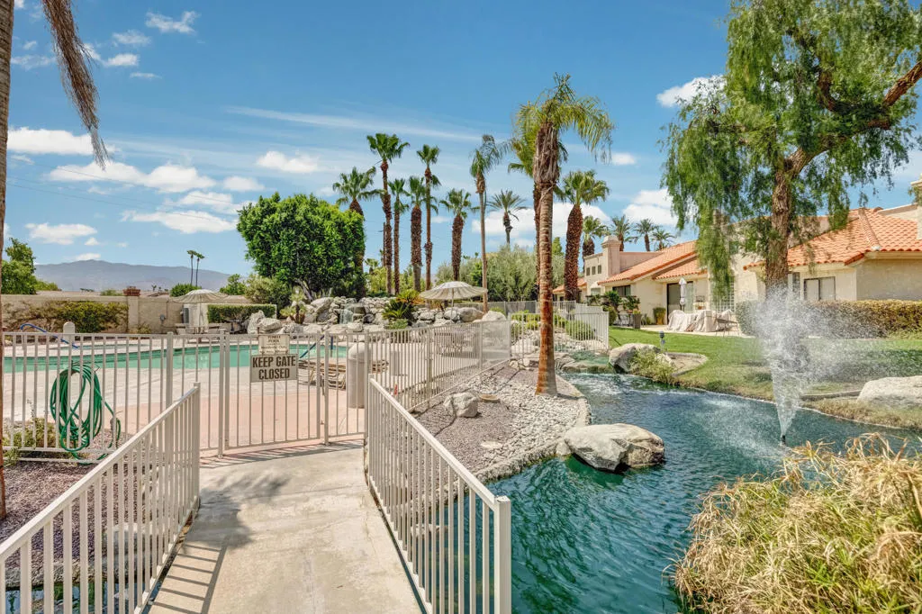 105 Brandigo Circle, Palm Desert, California 92211 home-pic-31