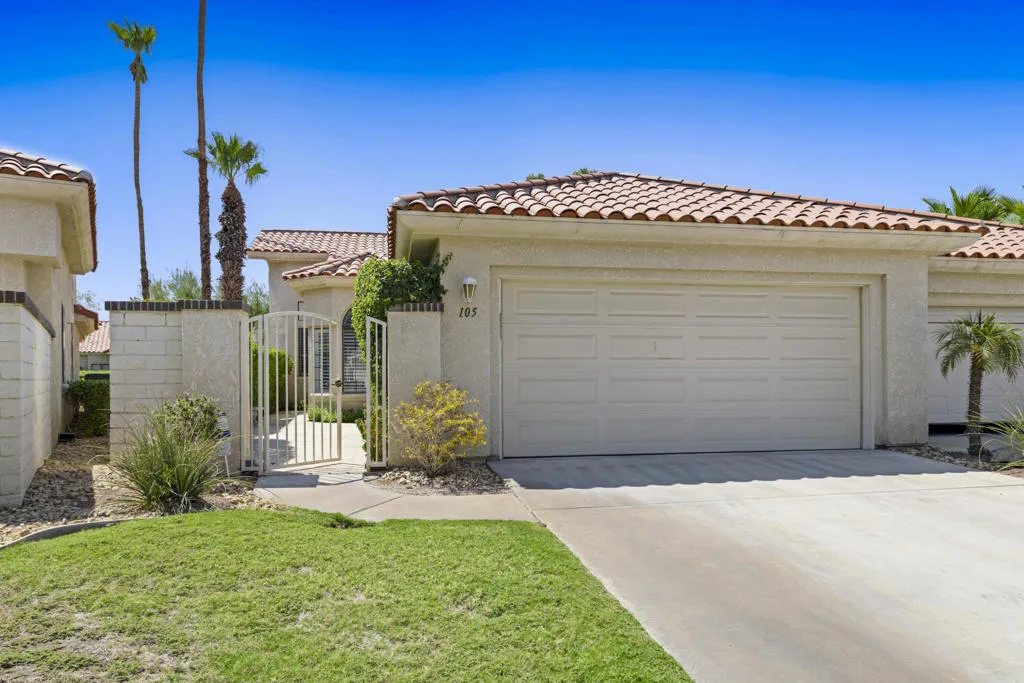 105 Brandigo Circle, Palm Desert, California 92211 home-pic-2