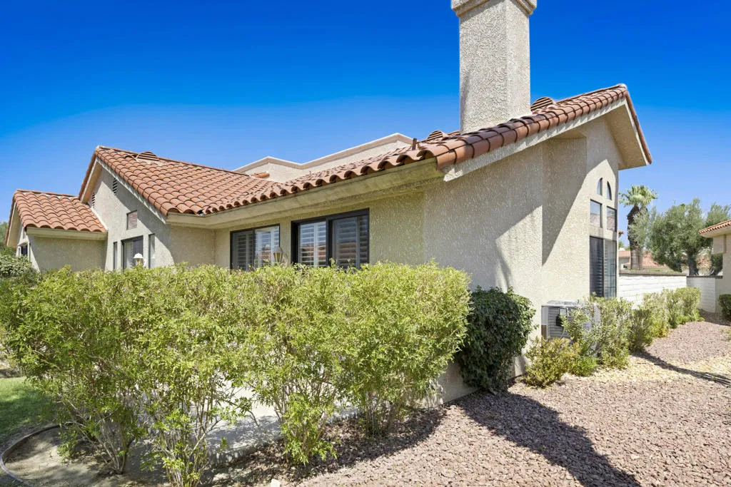 105 Brandigo Circle, Palm Desert, California 92211 home-pic-25