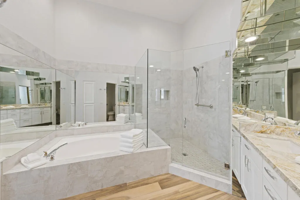 105 Brandigo Circle, Palm Desert, California 92211 home-pic-17