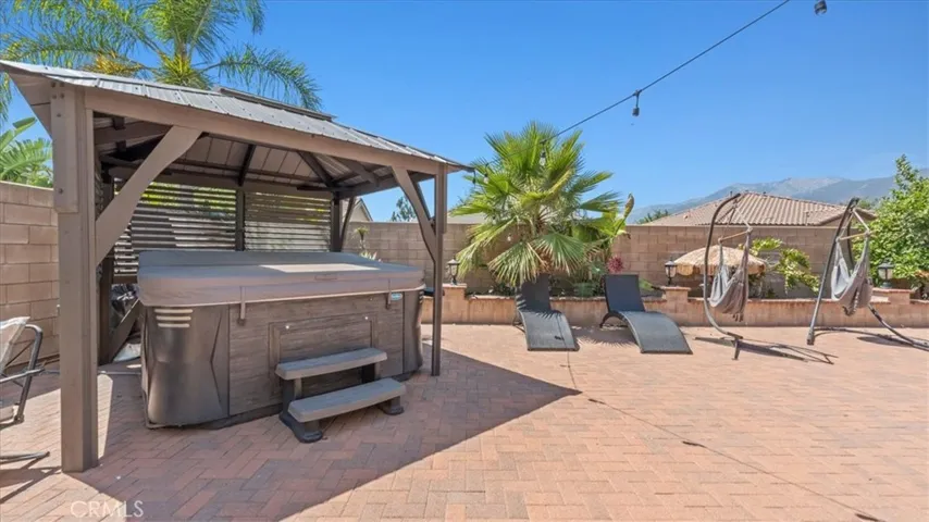 15767 Buck Point Lane, Fontana, California 92336