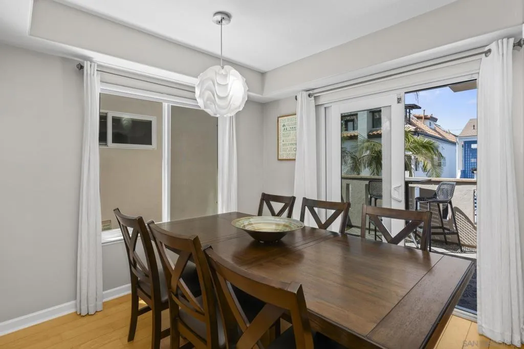 735 Jersey Court, San Diego, California 92109 home-pic-10