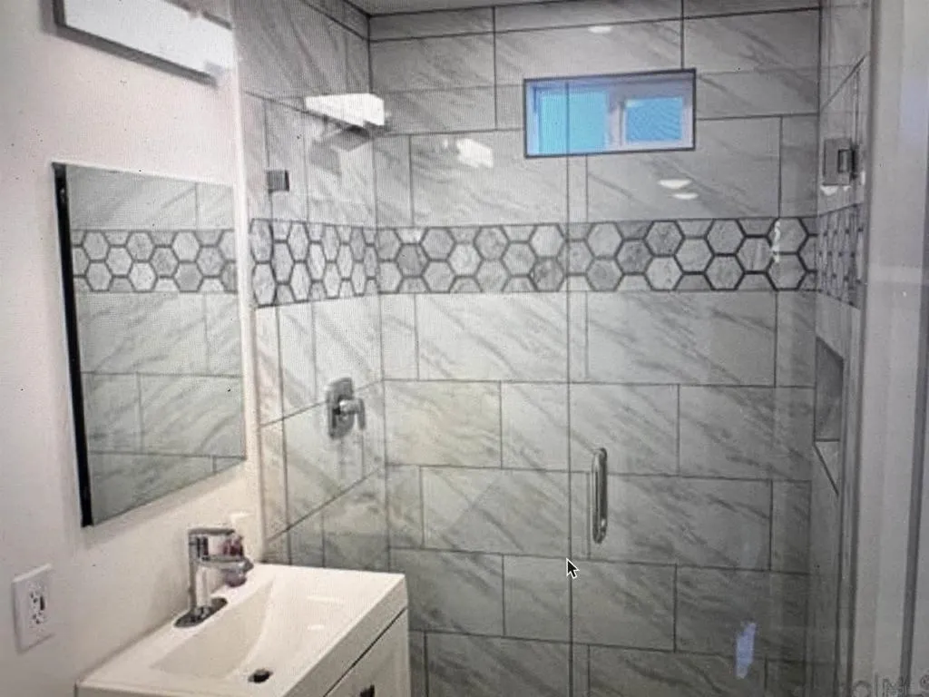 713 San Jose Pl, San Diego, California 92109 home-pic-11