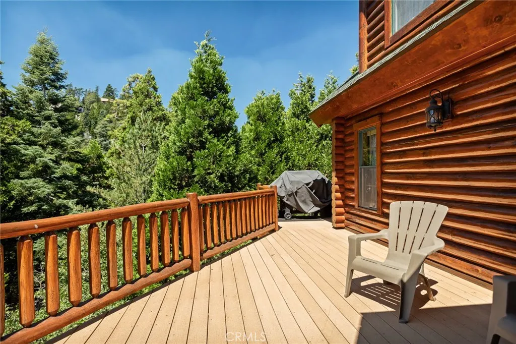 27492 Cedarwood Court, Lake Arrowhead, California 92352 home-pic-12