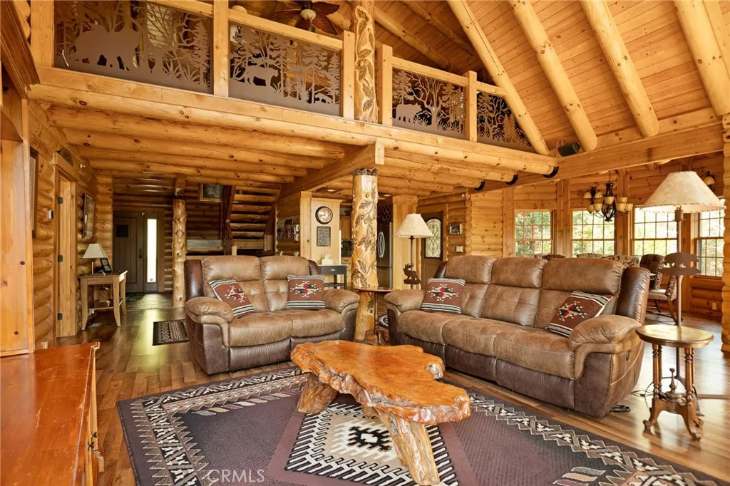27492 Cedarwood Court, Lake Arrowhead, California 92352 home-pic-18