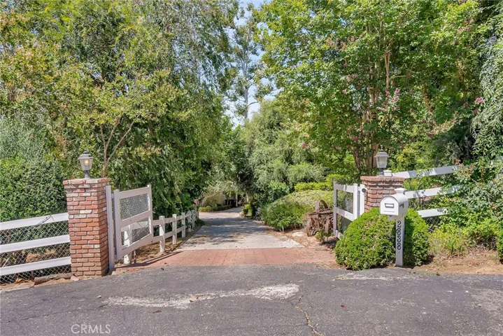 2838 Rumsey Drive, Riverside, California 92506