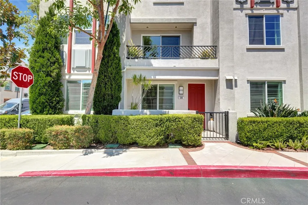 580 Katy Drive, Upland, California 91786 home-pic-1