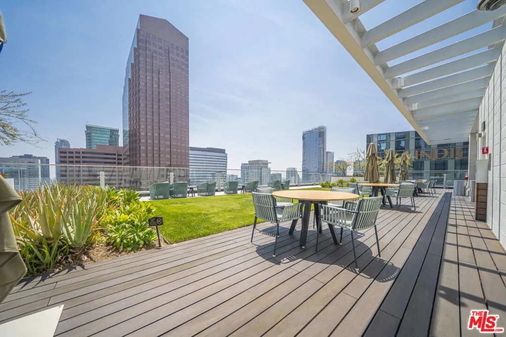 877 Francisco Street 1208, Los Angeles, California 90017 home-pic-31