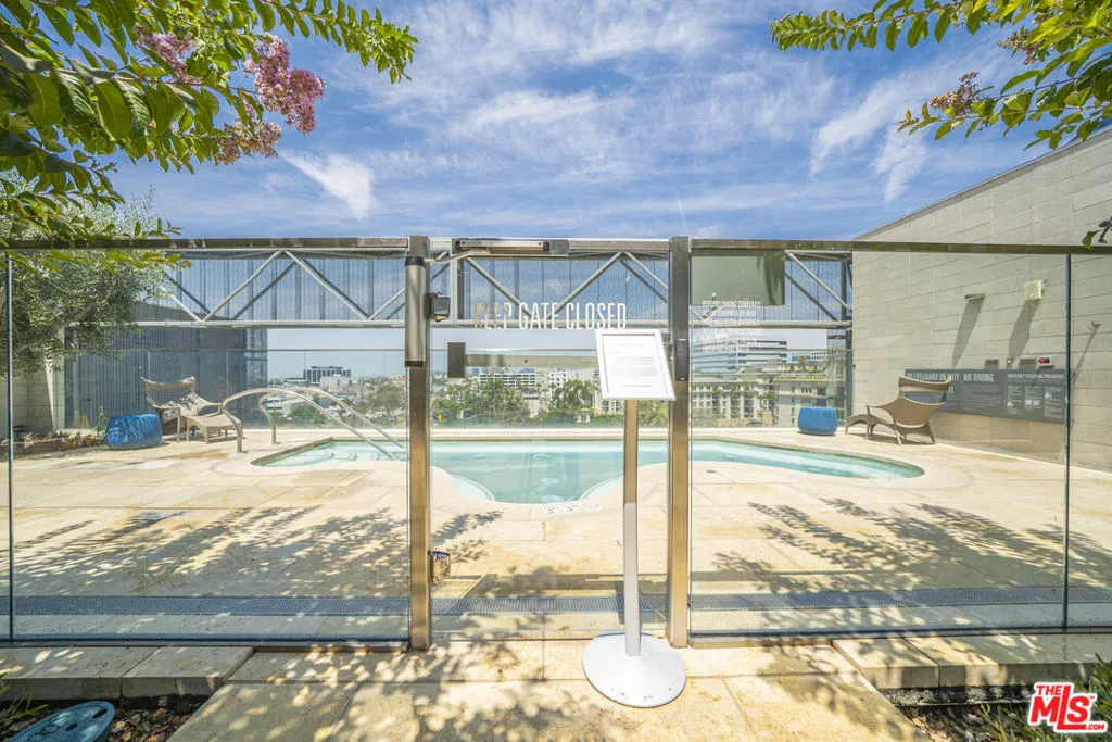 877 Francisco Street 1208, Los Angeles, California 90017 home-pic-17