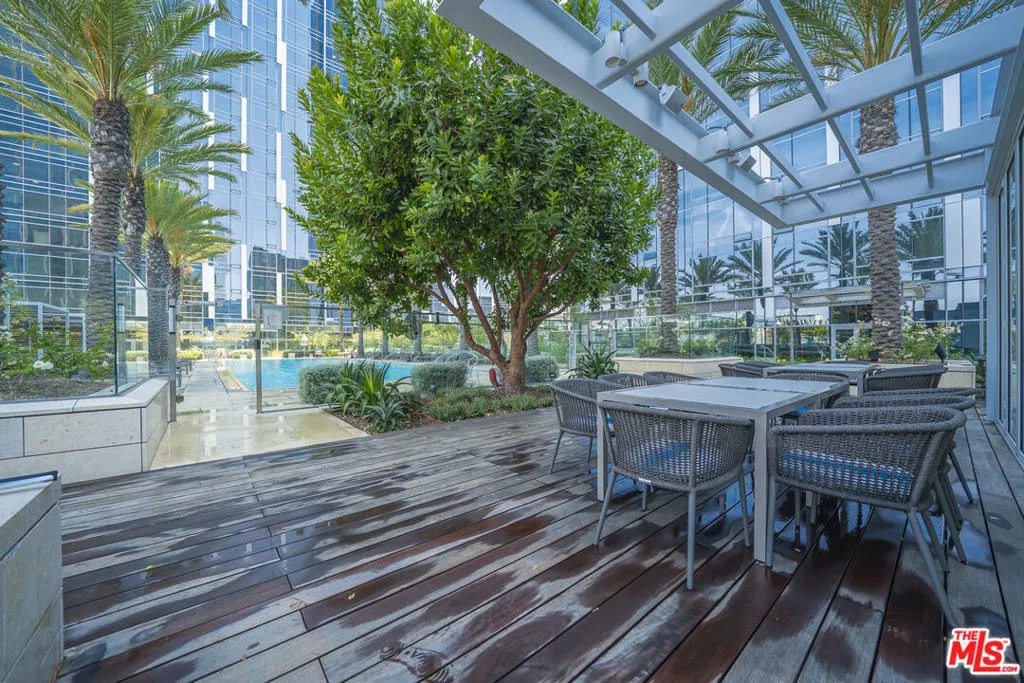 877 Francisco Street 1208, Los Angeles, California 90017 home-pic-16