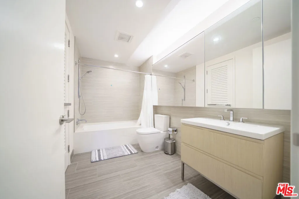 877 Francisco Street 1208, Los Angeles, California 90017 home-pic-11