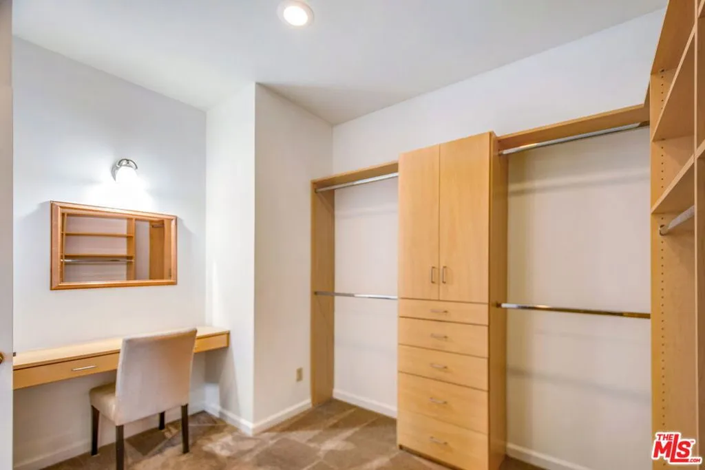 4521 Don Timoteo Drive, Los Angeles, California 90008 home-pic-39