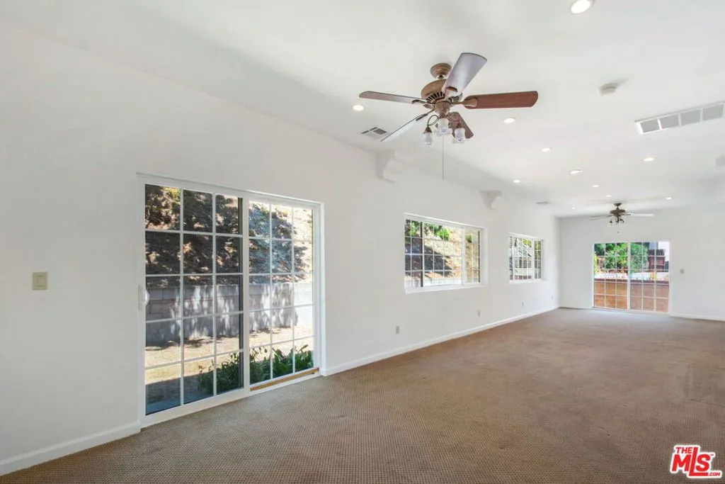 4521 Don Timoteo Drive, Los Angeles, California 90008 home-pic-17