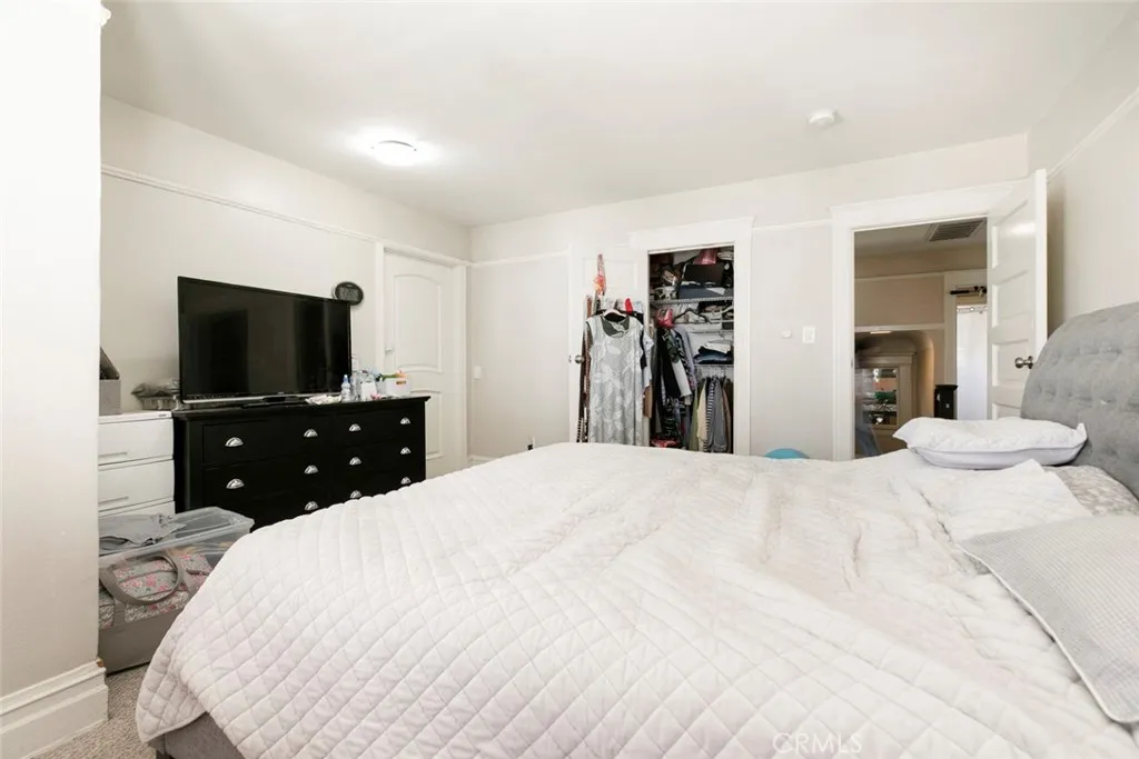 1333 Arapahoe Street, Los Angeles, California 90006 home-pic-18