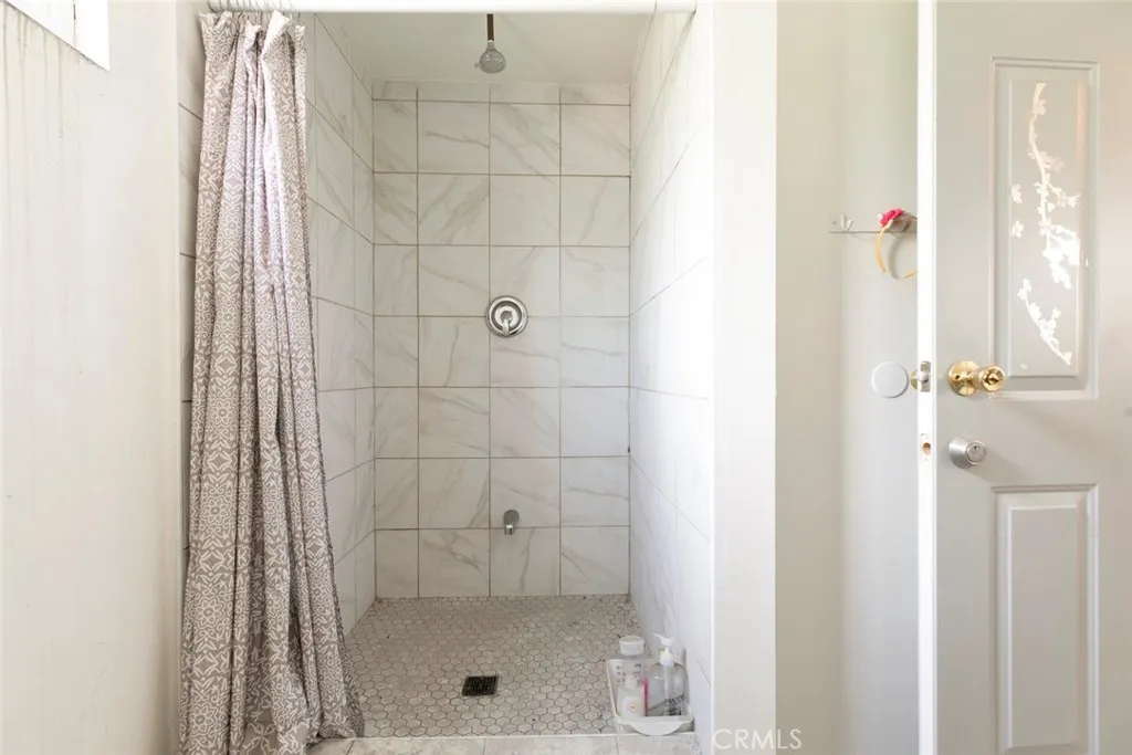 1333 Arapahoe Street, Los Angeles, California 90006 home-pic-45