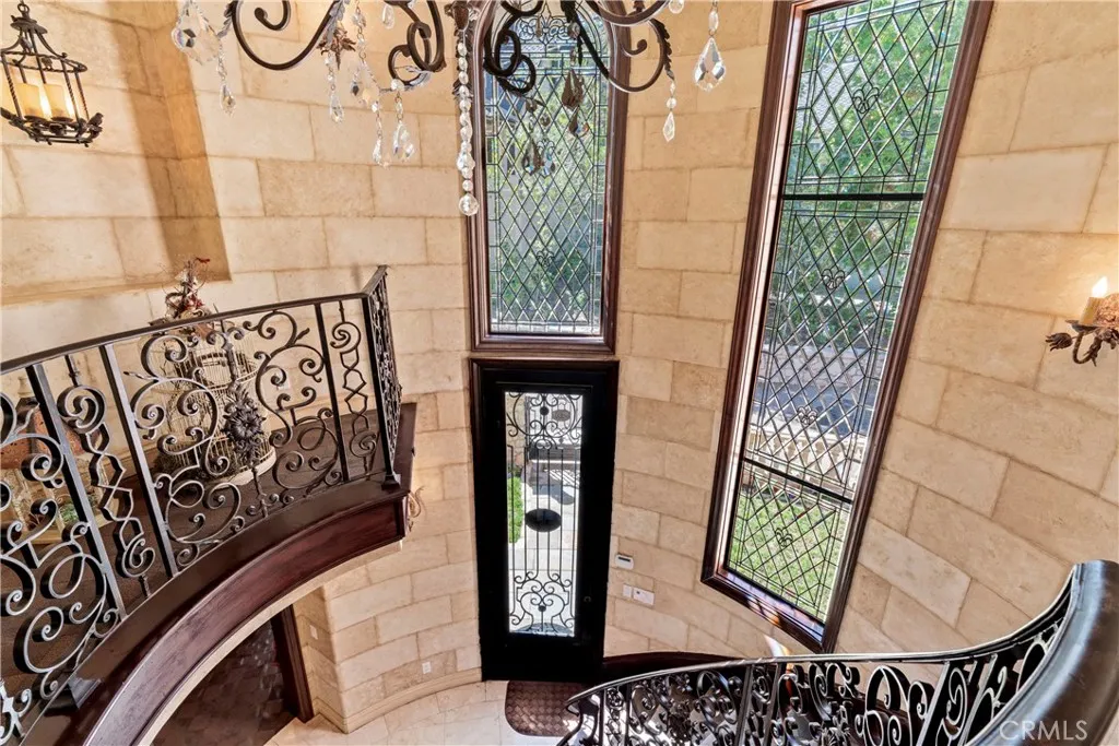 207 Blue Lake Road, Lake Arrowhead, California 92352 home-pic-13