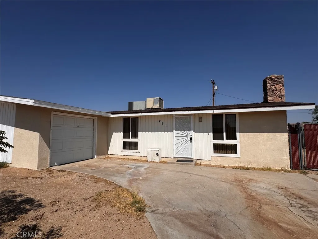 561 Frances Drive, Barstow, California 92311 home-pic-1