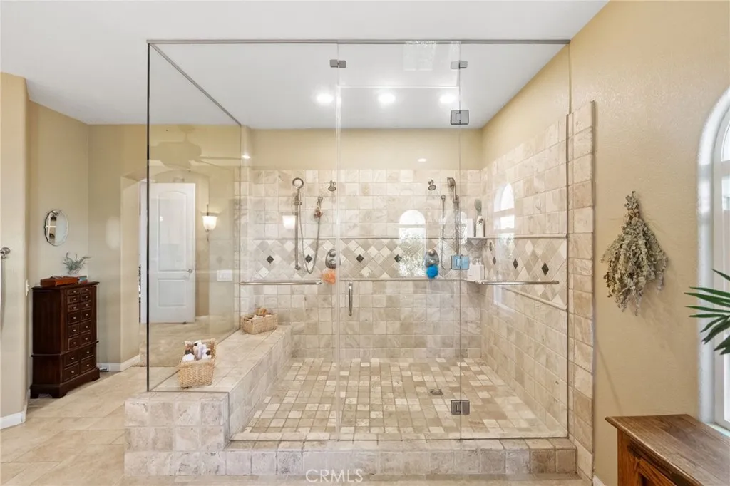 39898 Via Sereno, Murrieta, California 92562 home-pic-27