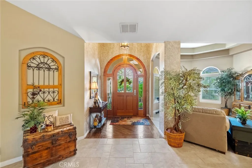 39898 Via Sereno, Murrieta, California 92562 home-pic-7