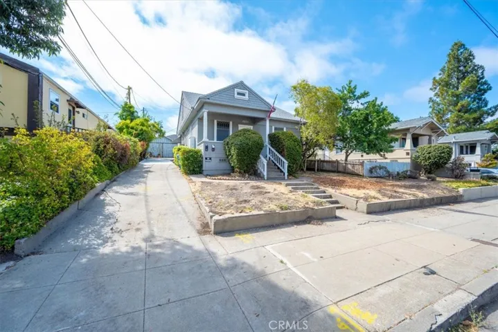 1143 Walnut Street, San Luis Obispo, California 93401