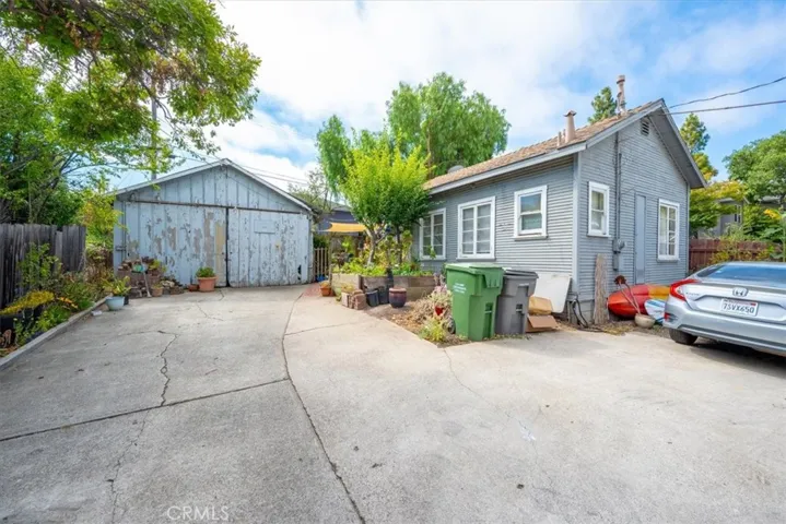 1143 Walnut Street, San Luis Obispo, California 93401