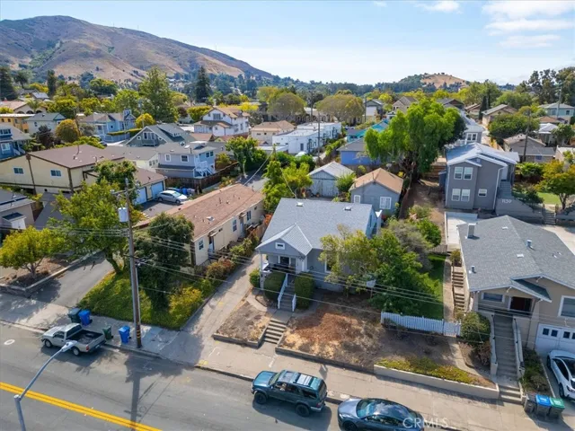 1143 Walnut Street, San Luis Obispo, California 93401