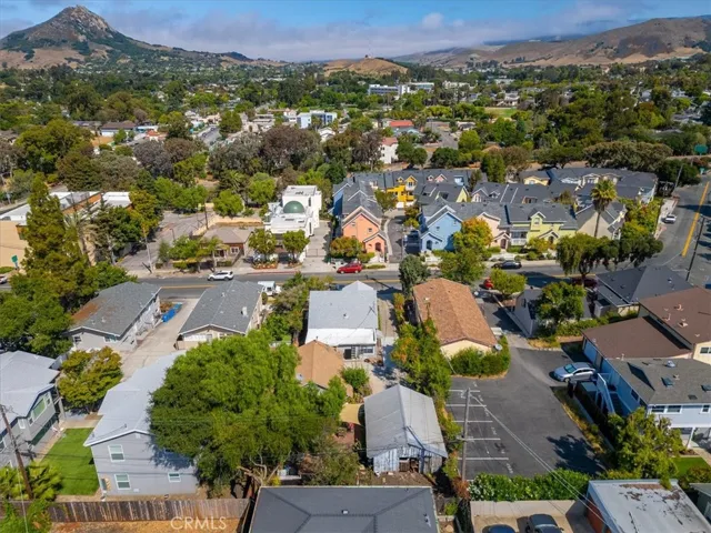 1143 Walnut Street, San Luis Obispo, California 93401