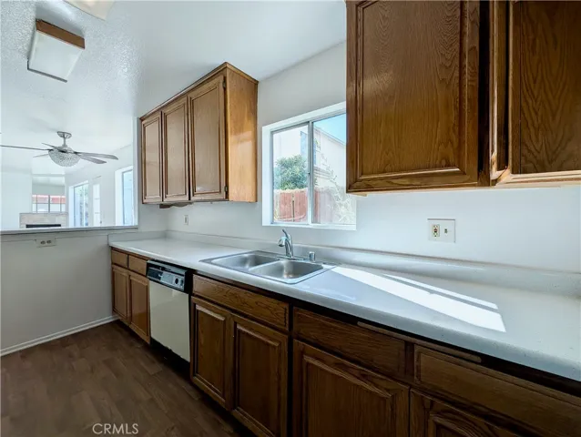 9235 Woodman Avenue G, Arleta, California 91331