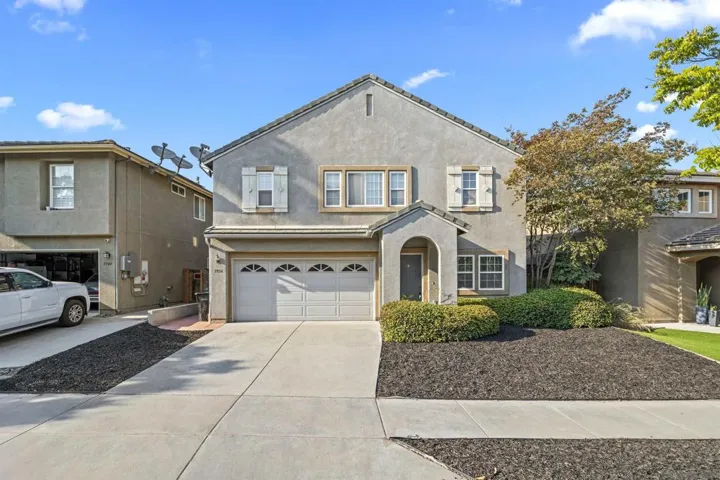 5954 Vista Santa Catarina, San Diego, California 92154