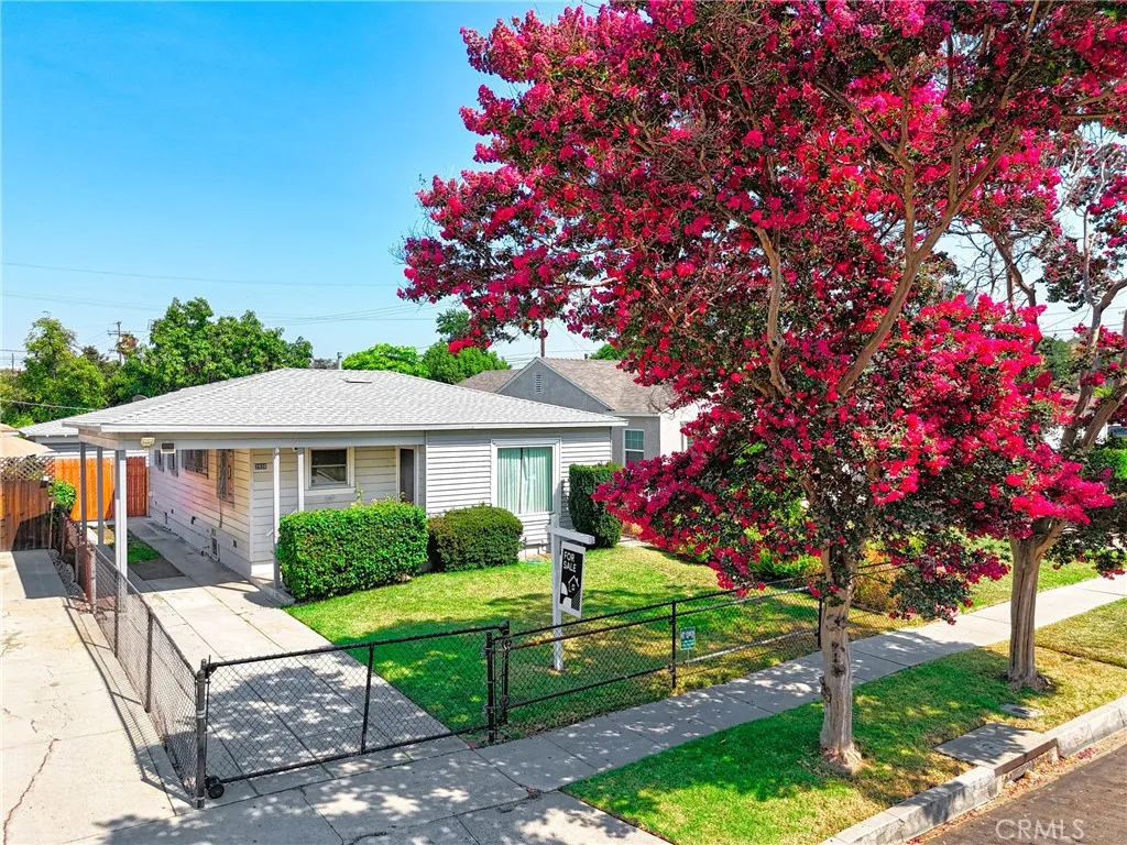 2920 Covina Street, Los Angeles, California 90032, 3 Bedrooms Bedrooms, ,2 BathroomsBathrooms,Residential,For Sale,Covina,WS25180084