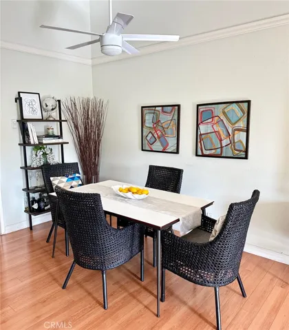 641 S Prospect Avenue 203, Redondo Beach, California 90277