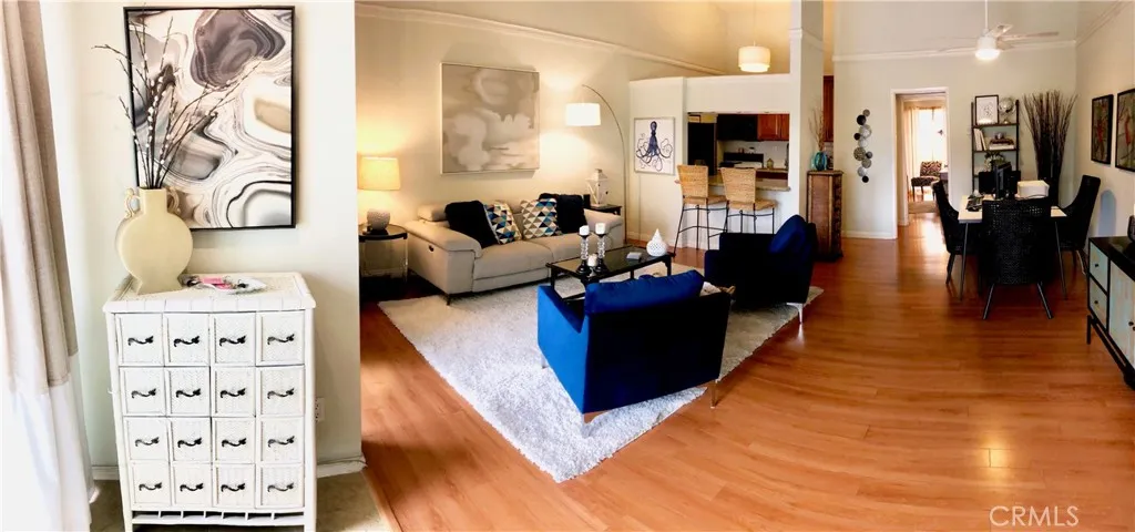 641 S Prospect Avenue 203, Redondo Beach, California 90277