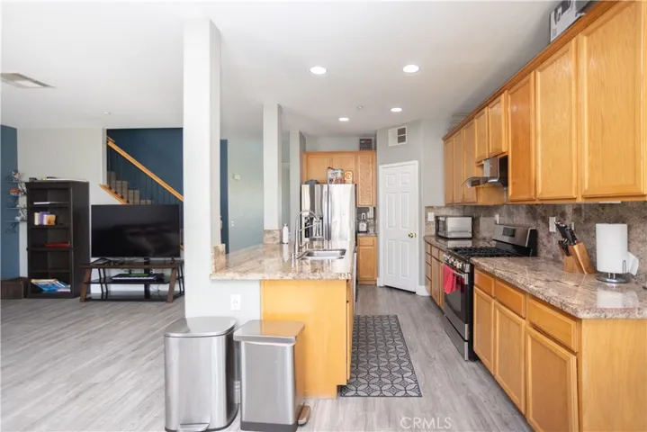 5332 Trailhawk Avenue, Fontana, California 92336
