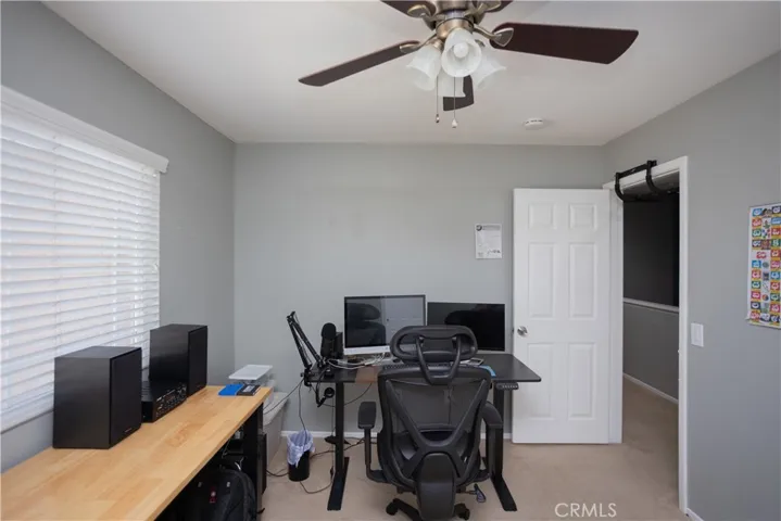 5332 Trailhawk Avenue, Fontana, California 92336