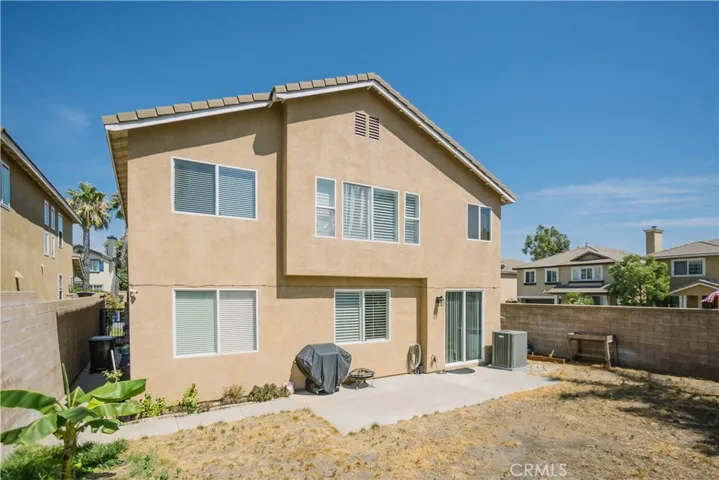 5332 Trailhawk Avenue, Fontana, California 92336