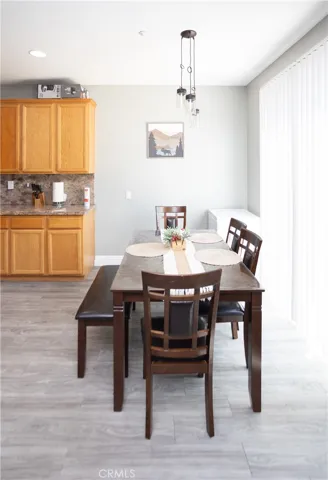 5332 Trailhawk Avenue, Fontana, California 92336