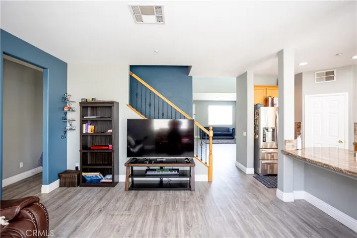 5332 Trailhawk Avenue, Fontana, California 92336