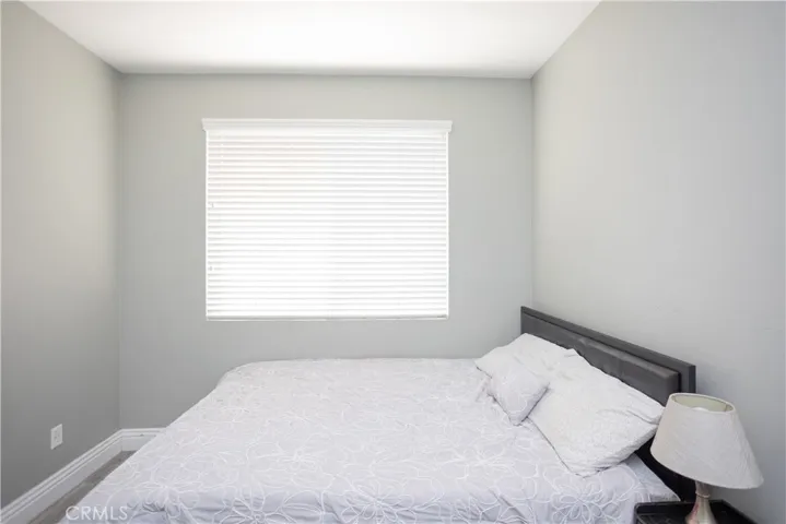 5332 Trailhawk Avenue, Fontana, California 92336