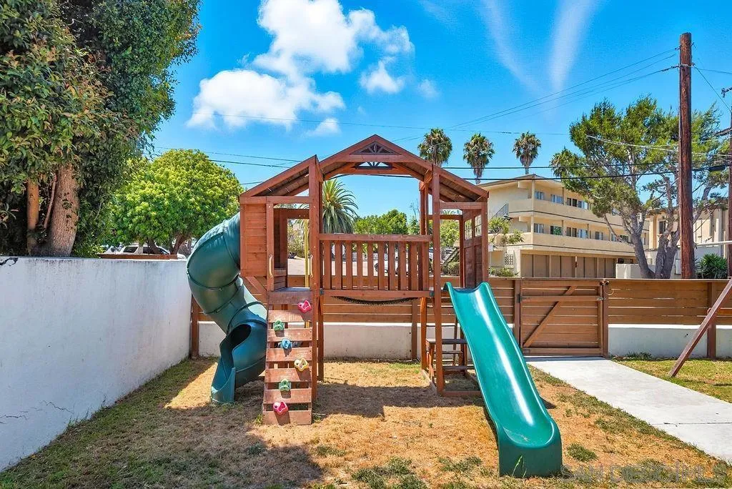 , Oceanside, California 92054 home-pic-41