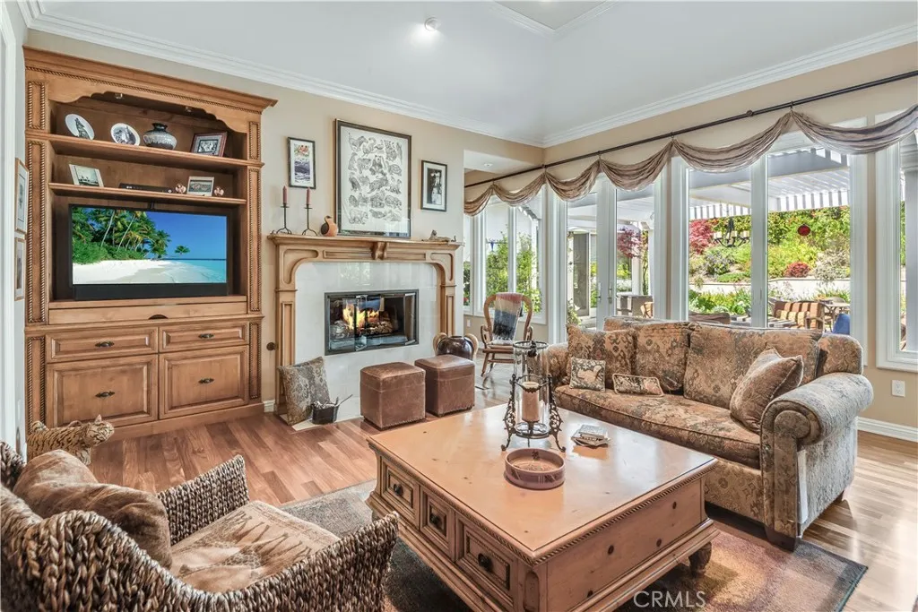 48 Santa Cruz, Rolling Hills Estates, California 90274 home-pic-5