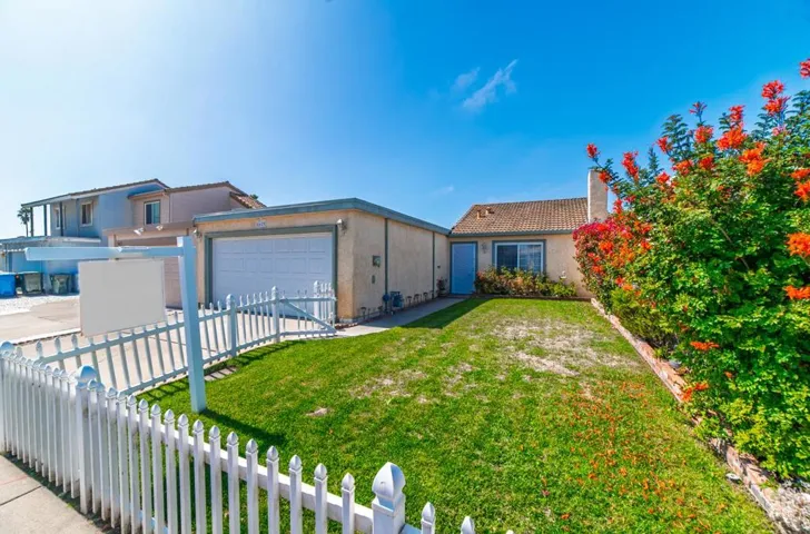 1619 Seville Street, Salinas, California 93906