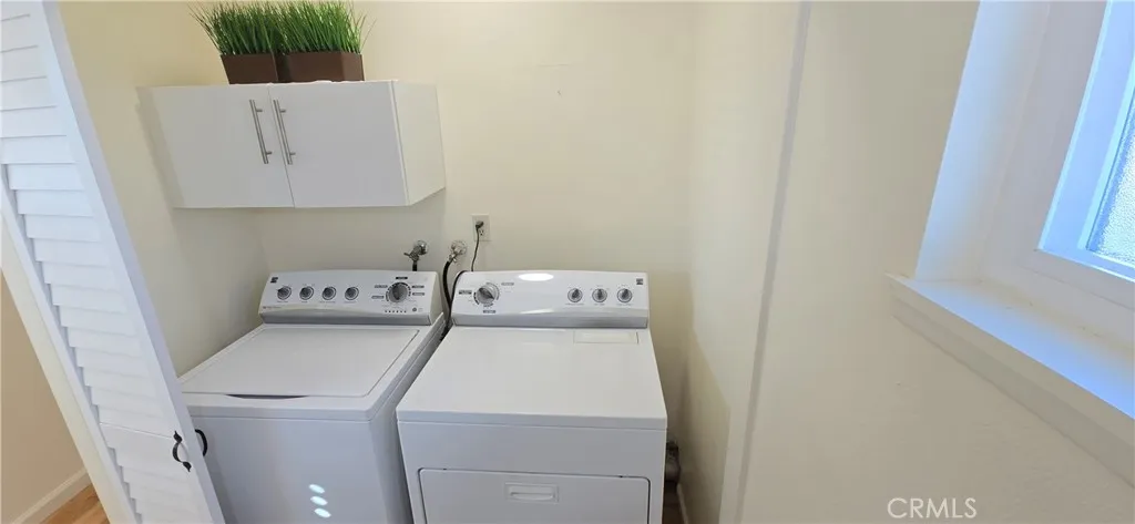 Washer & dryer included