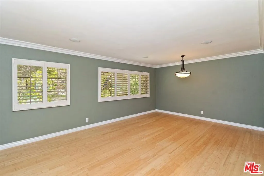 5381 1/2 Village, Los Angeles, California 90016 home-pic-15