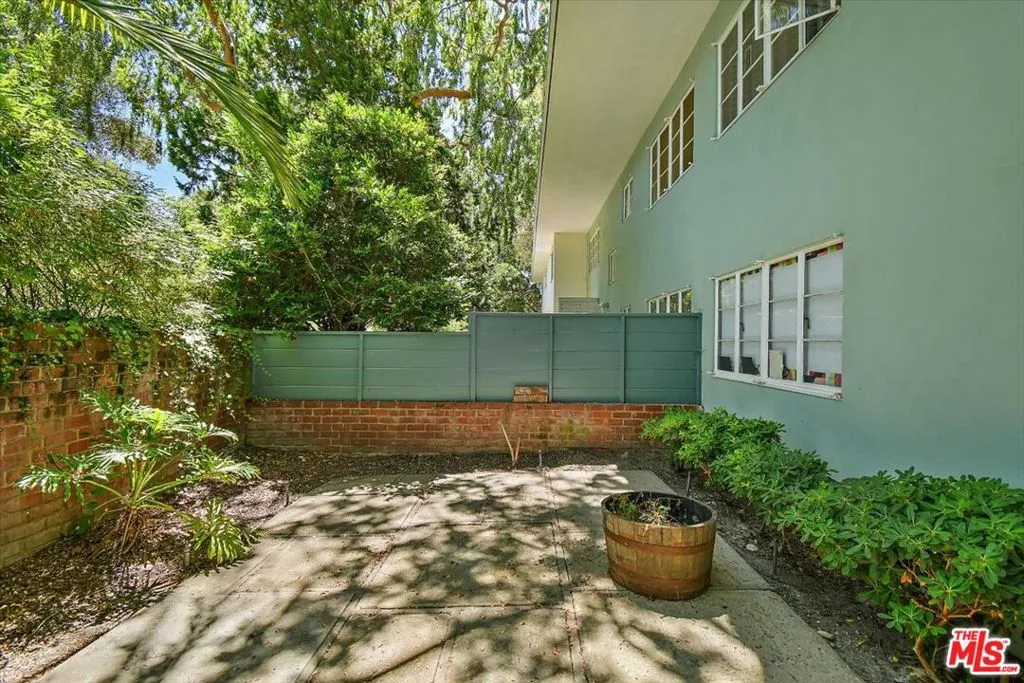5381 1/2 Village, Los Angeles, California 90016 home-pic-24