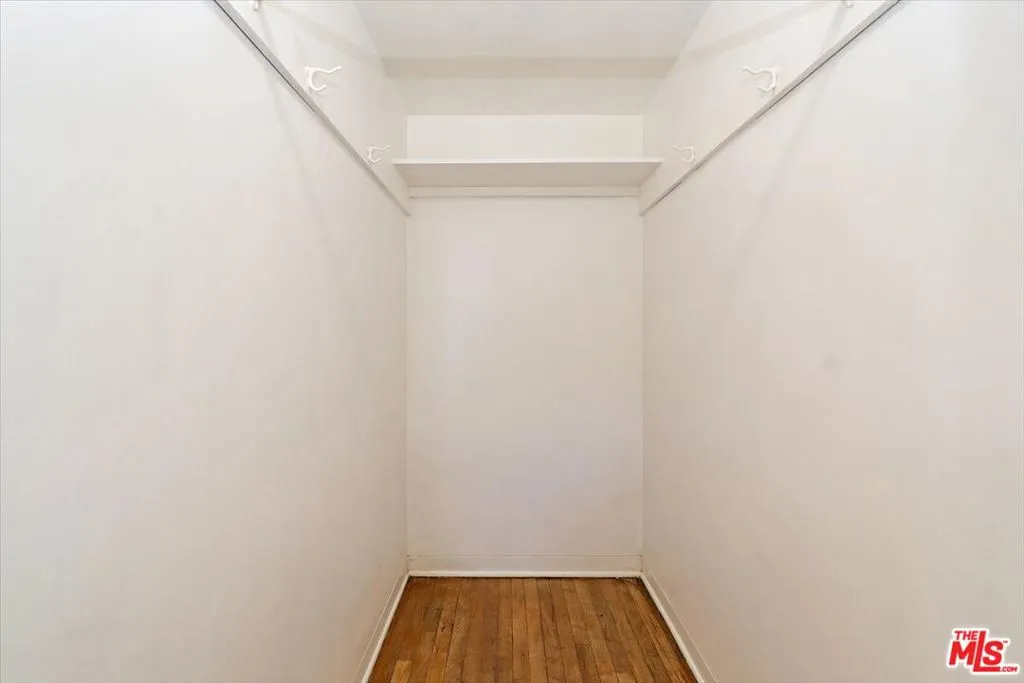 5381 1/2 Village, Los Angeles, California 90016 home-pic-5