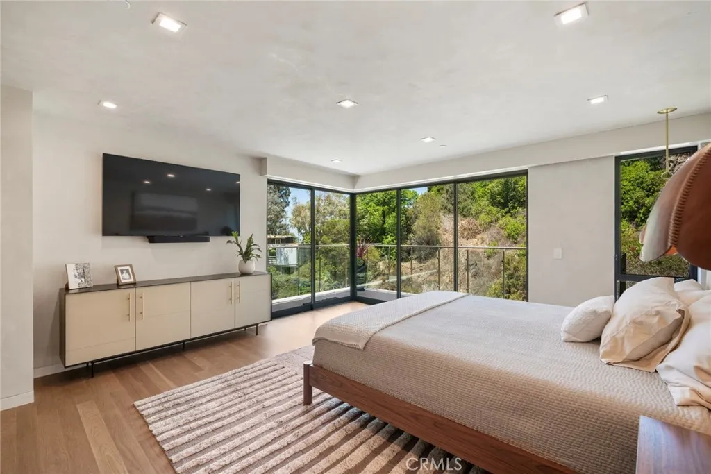 702 Diamond, Laguna Beach, California 92651 home-pic-20