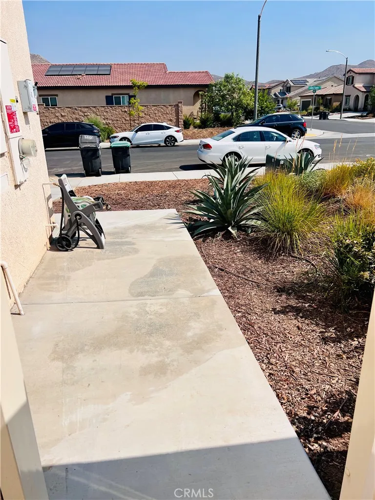 31381 Linden Flower Road, Winchester, California 92596 home-pic-24